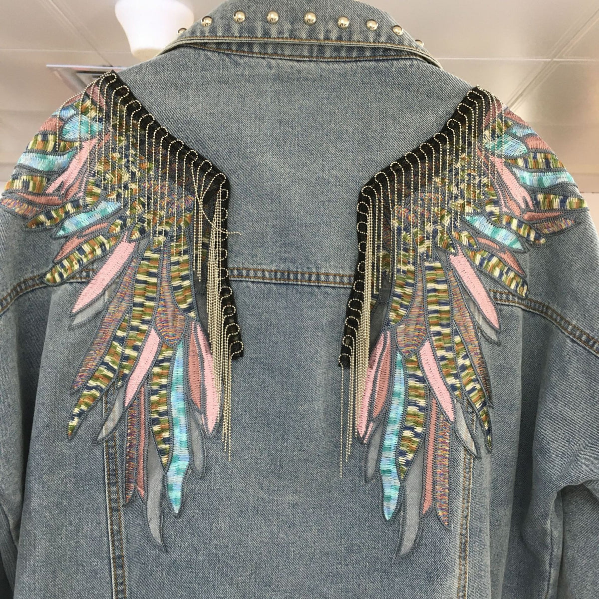 Denim Coat Womens Spring and Autumn Fashion New Relaxed Thin Wing Embroidered Tassel Long Sleeve Top