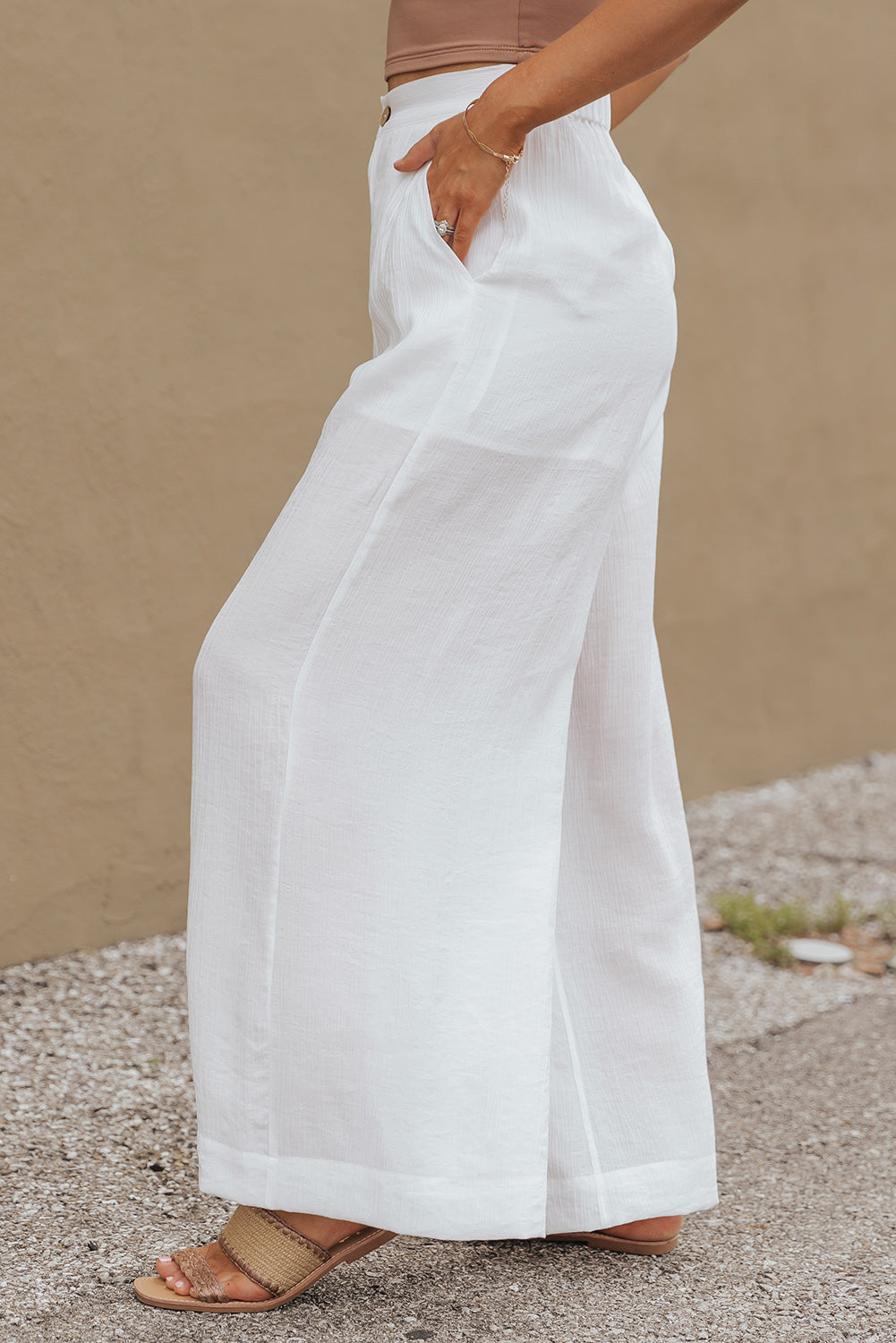 White Solid Color Elastic Waist Pleated Wide Leg Womens Pants - US2EInc Apparel Plug Ltd. Co