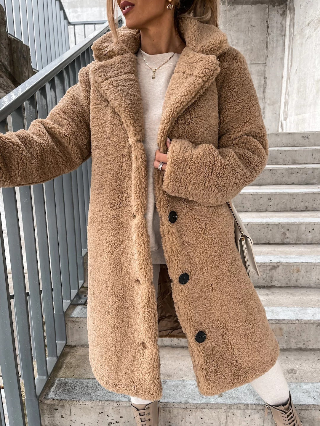 Autumn and Winter Women's Popular Wool Long Sleeve Lapel Wool Top Long Coat